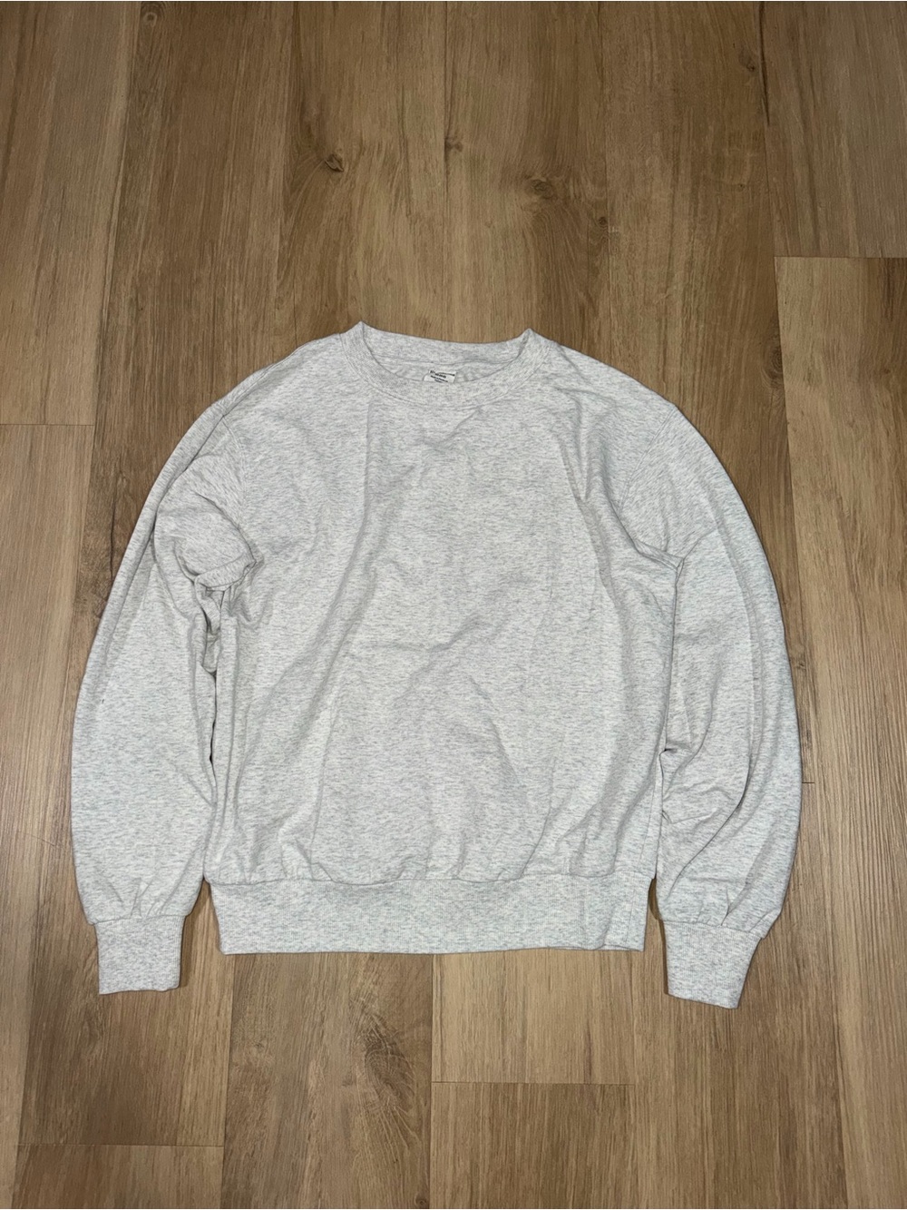 No Boundaries Men's Crewneck Sweatshirt - Light Gray